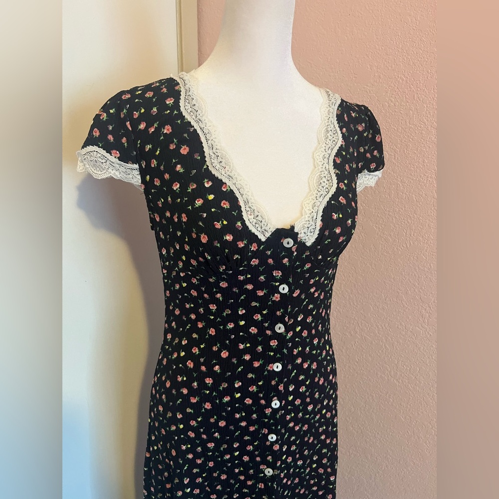 Floral Lace-Trim Cap Sleeve Button Down Vintage Style Dress - Picture 14 of 16